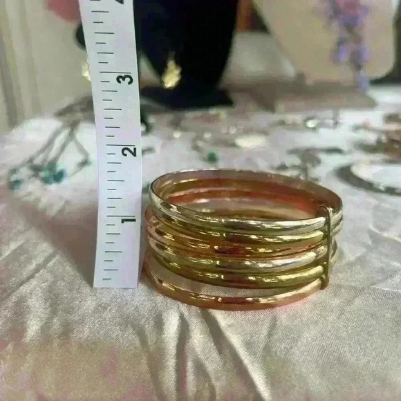 🏖️ Summer Jewelry SALE! Mixed metal stacked bracelet - Picture 7 of 9
